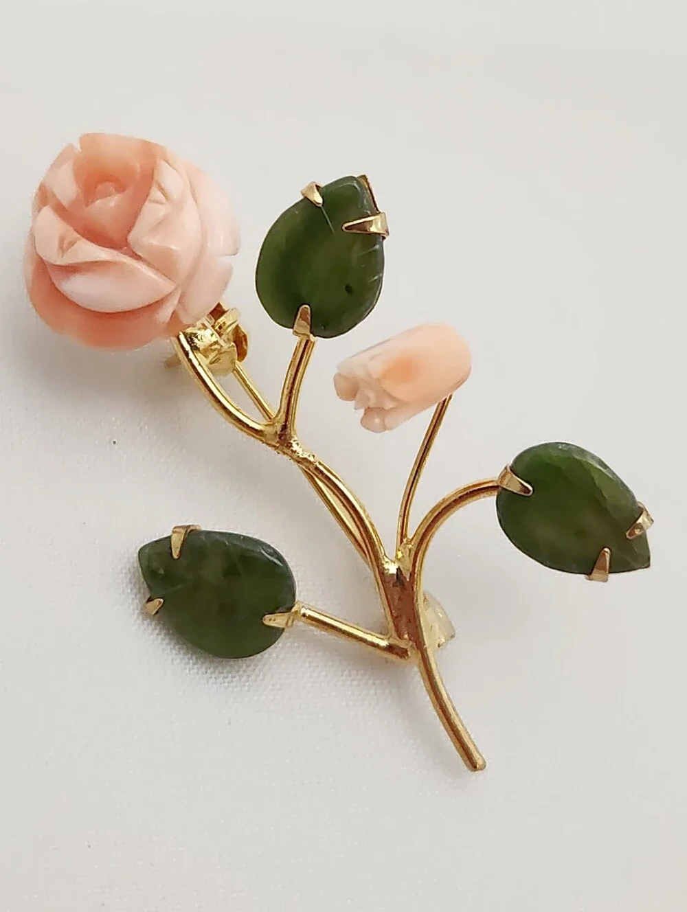 Vintage Carved Pink Rose Green Leaves Floral Leaf Brooch Pin Gold Tone Stem VTG